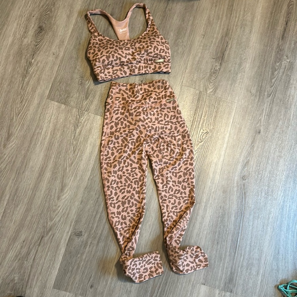 Bombshell Fit Cheetah Set!